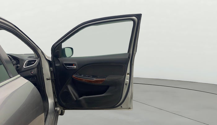 2018 Maruti Baleno ALPHA DIESEL 1.3, Diesel, Manual, 1,10,979 km, RHS Front Door