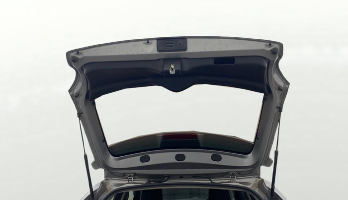 2021 Maruti Baleno ZETA PETROL 1.2, Petrol, Manual, 1,01,255 km, Boot Door Open