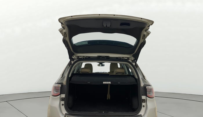 2017 Jeep Compass LIMITED 2.0 DIESEL, Diesel, Manual, 1,06,428 km, Boot Door Open