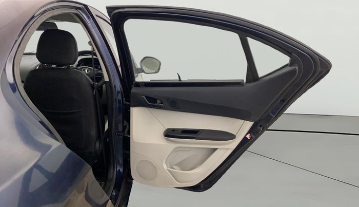 2022 Tata TIGOR XZ CNG, CNG, Manual, 54,880 km, RHS Rear Door