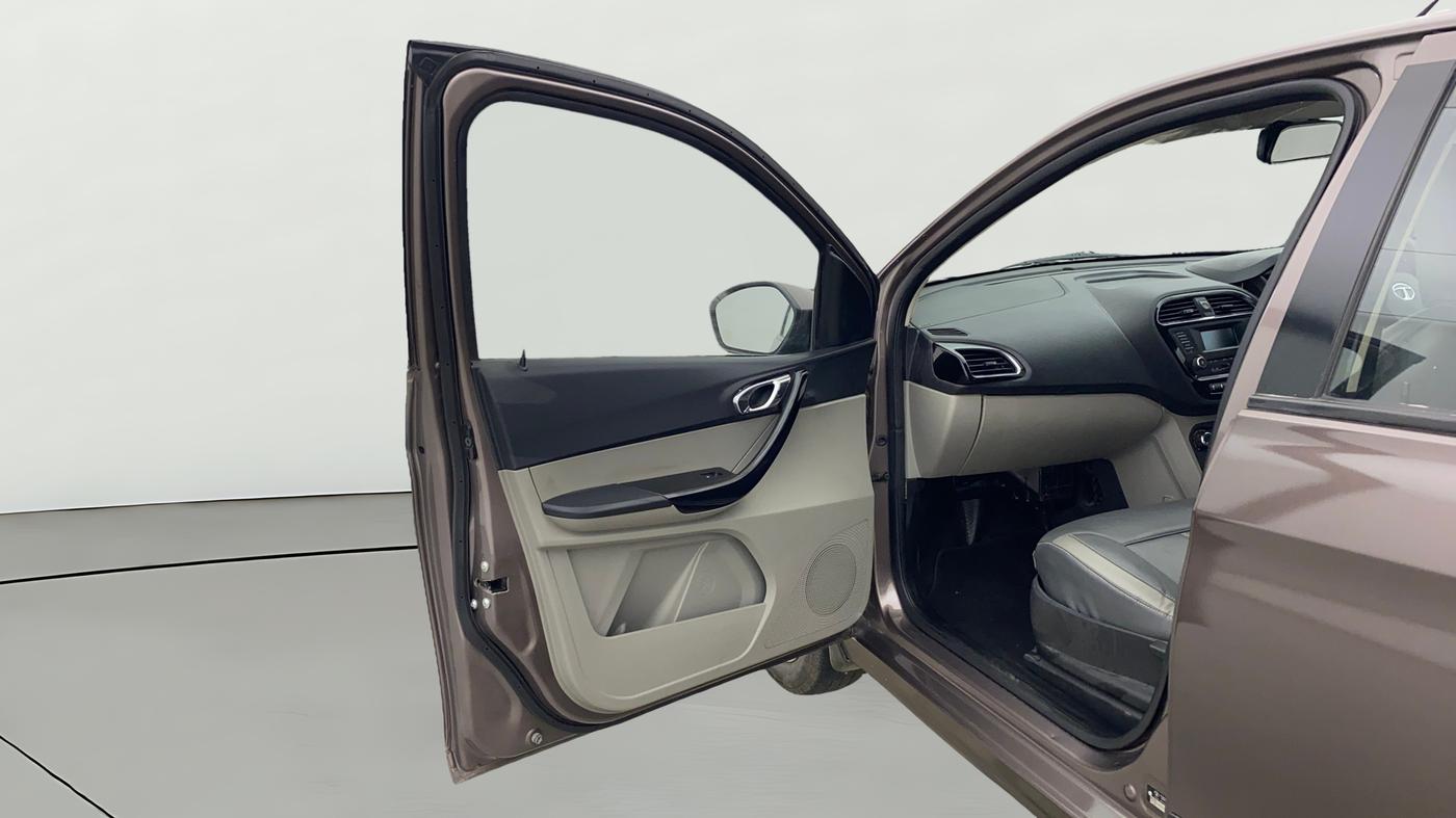 2017 Tata Tiago XZ PETROL, Petrol, Manual, 36,699 km, LHS Front Door