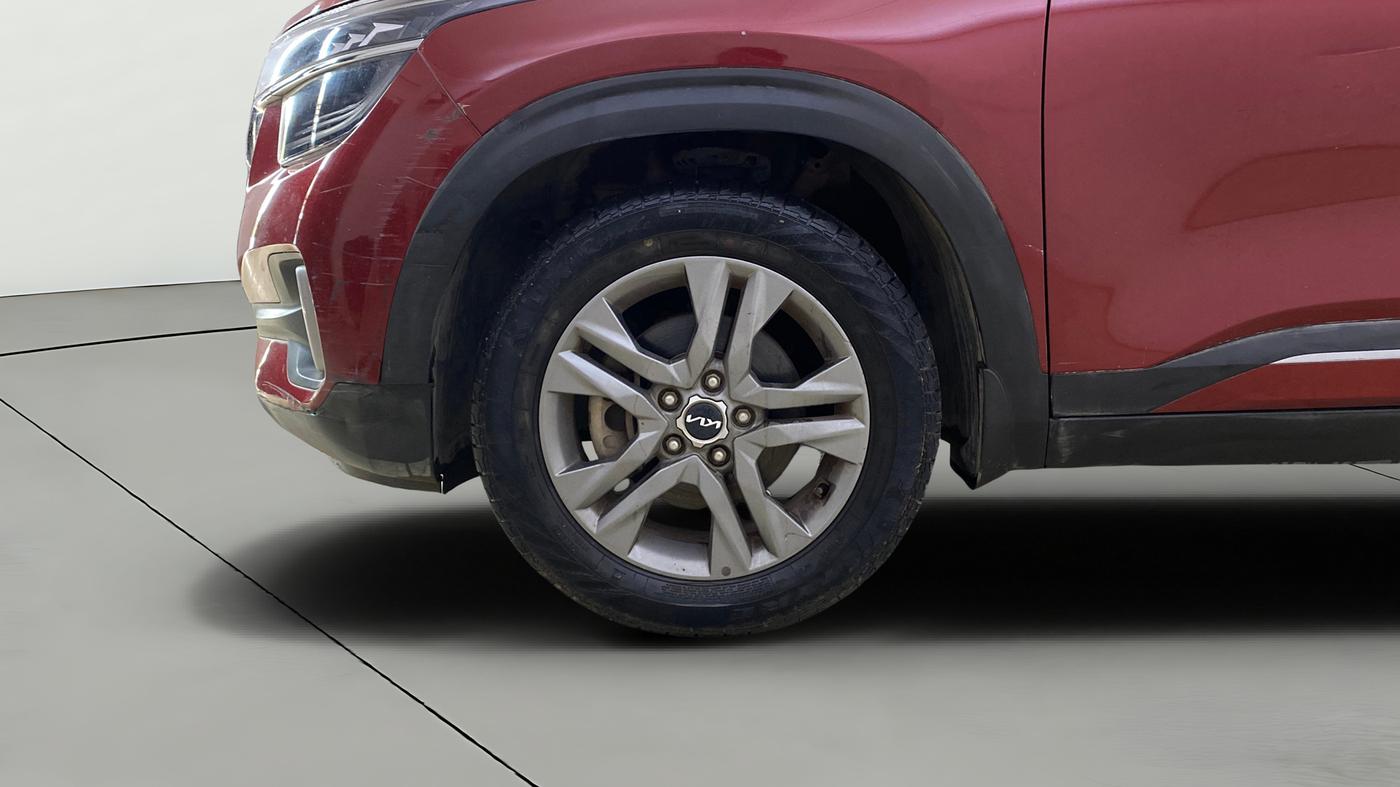 2021 KIA SELTOS HTX IVT 1.5 PETROL, Petrol, Automatic, 30,470 km, Left Front Wheel