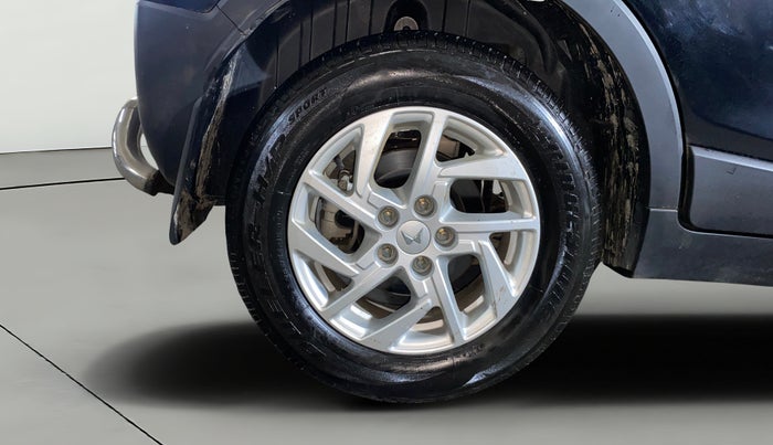 2024 Mahindra XUV300 W8 1.2 PETROL, Petrol, Manual, 1,084 km, Right Rear Wheel