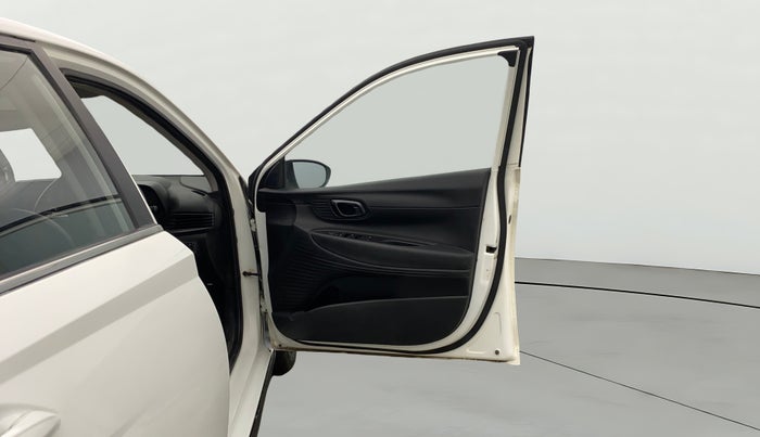 2022 Hyundai NEW I20 SPORTZ 1.2 MT, Petrol, Manual, 57,247 km, RHS Front Door