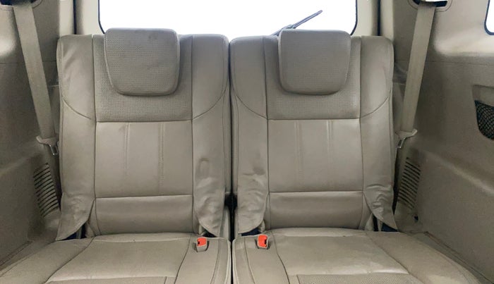 2015 Mahindra XUV500 W10, Diesel, Manual, 83,012 km, Third Seat Row ( optional )