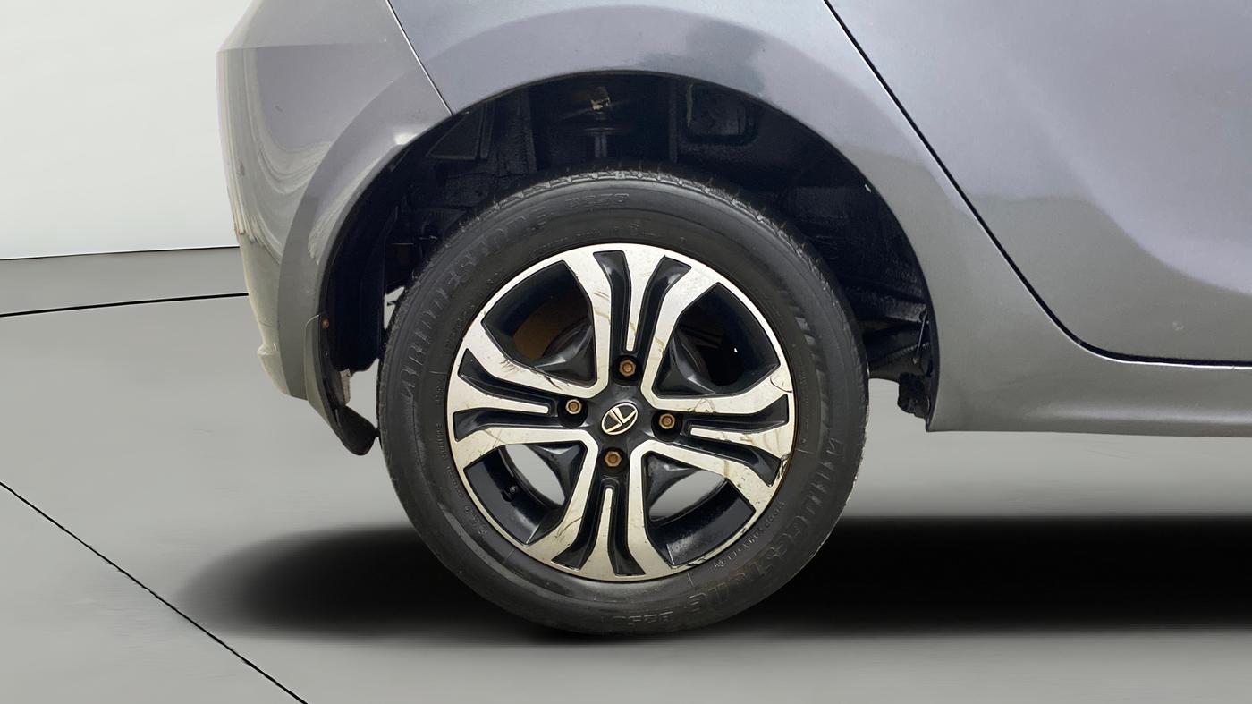 2023 Tata Tiago XT PETROL, Petrol, Manual, 51,332 km, Right Rear Wheel