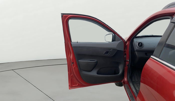 2022 Renault Kwid RXT 1.0 (O), Petrol, Manual, 8,354 km, LHS Front Door