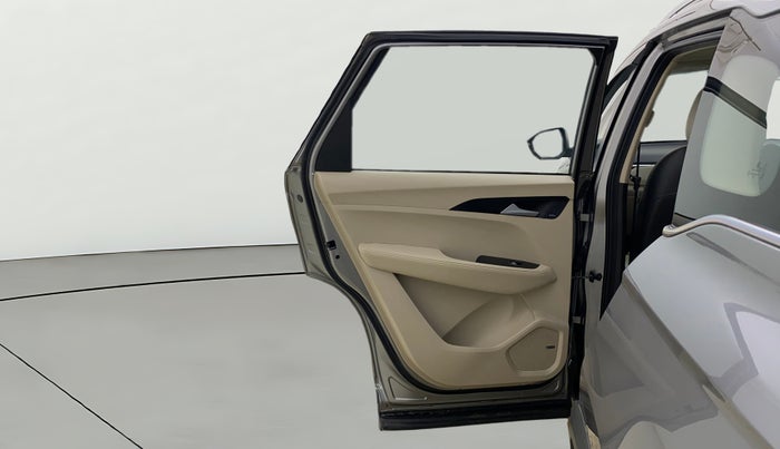 2021 MG HECTOR SHARP 1.5 PETROL CVT, Petrol, Automatic, 1,00,401 km, LHS Rear Door