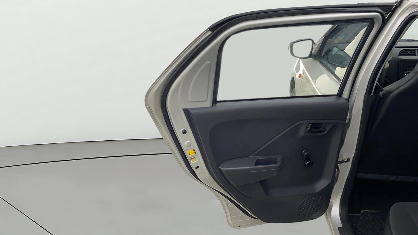 2023 Maruti Alto K10 VXI, Petrol, Manual, 28,199 km, LHS Rear Door