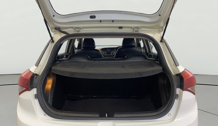 2014 Hyundai Elite i20 SPORTZ 1.2 (O), Petrol, Manual, 67,213 km, Boot Open Zoomed View