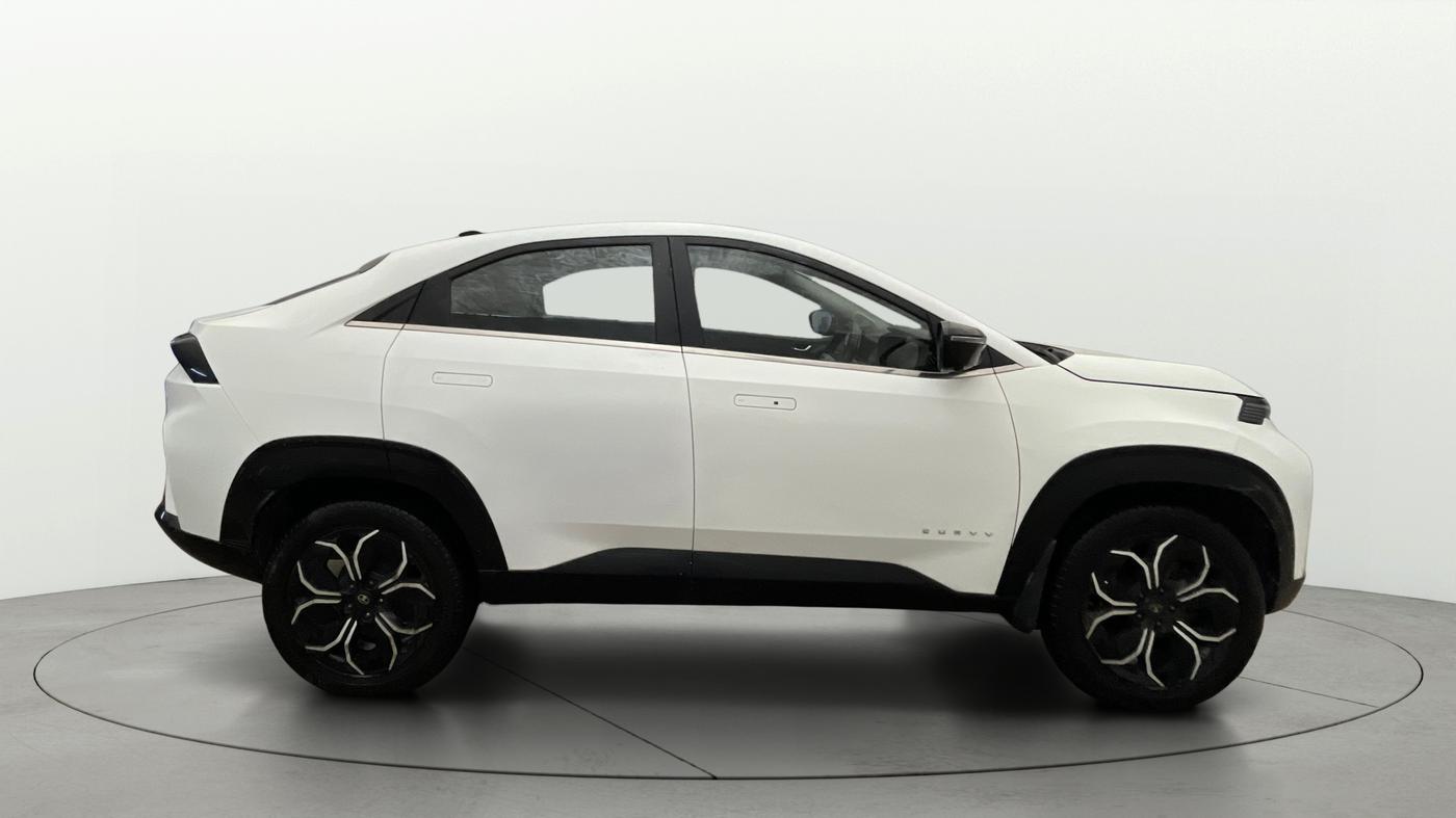 2024 Tata Curvv Accomplished S 1.2 Petrol 6MT, Petrol, Manual, 28,402 km, Right Side View