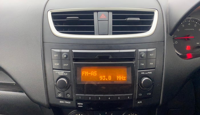 2017 Maruti Swift VXI O, Petrol, Manual, 37,272 km, Air Conditioner