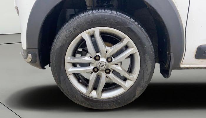 2021 Renault TRIBER RXZ, Petrol, Manual, 38,456 km, Left Front Wheel