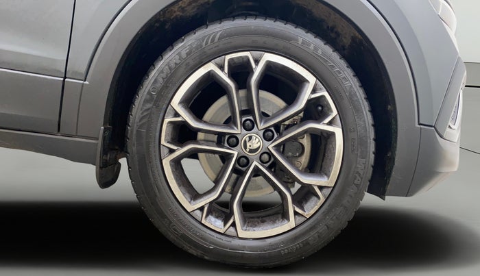 2022 Skoda KUSHAQ STYLE 1.5L TSI MT, Petrol, Manual, 25,011 km, Right Front Wheel
