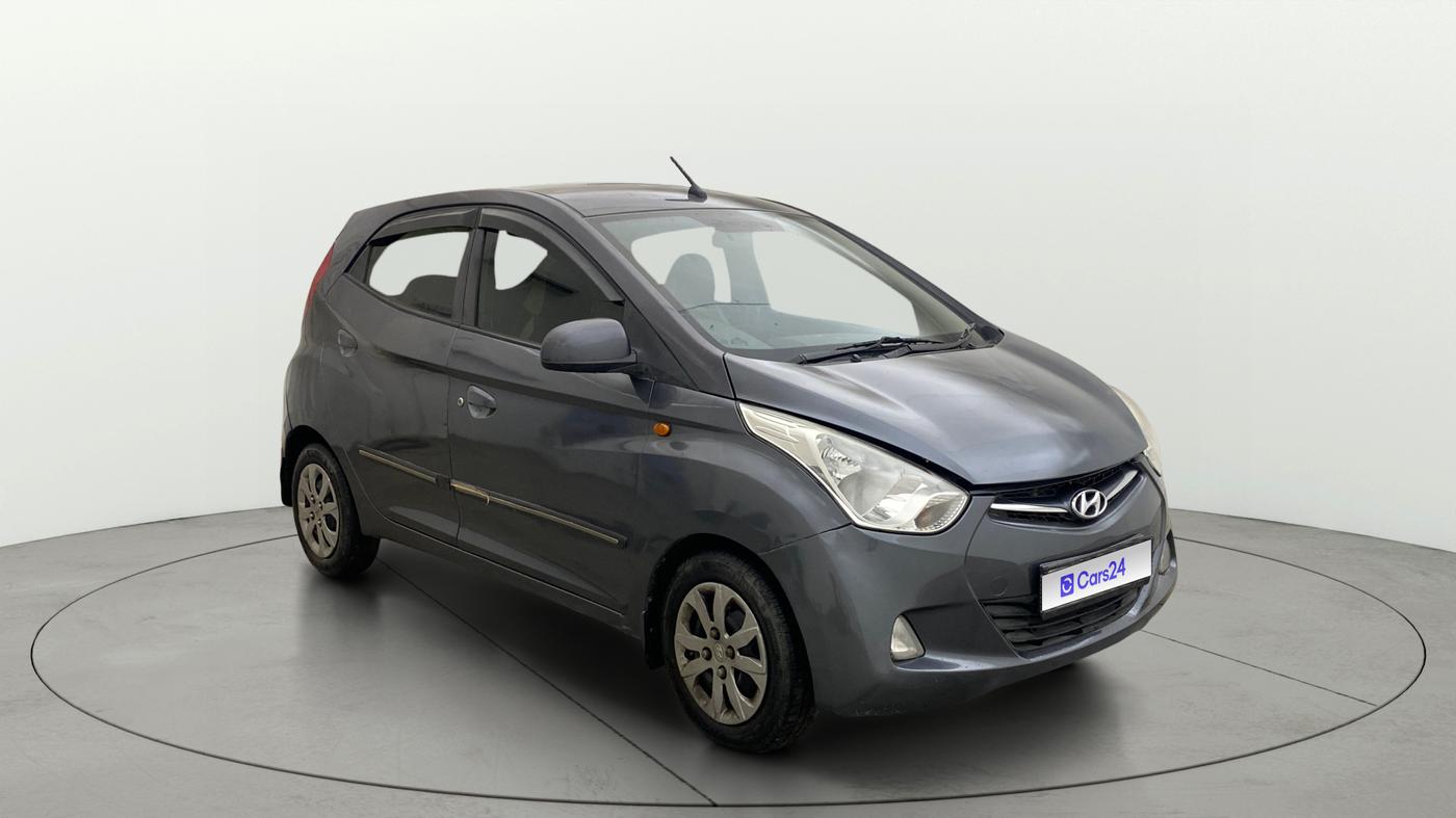 2018 Hyundai Eon SPORTZ, Petrol, Manual, 1,02,544 km, Right Front Diagonal