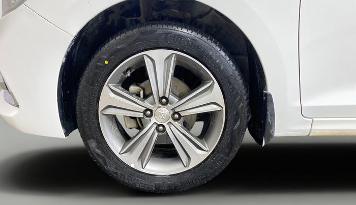 2018 Hyundai Verna 1.6 VTVT SX, Petrol, Manual, 48,551 km, Left Front Wheel