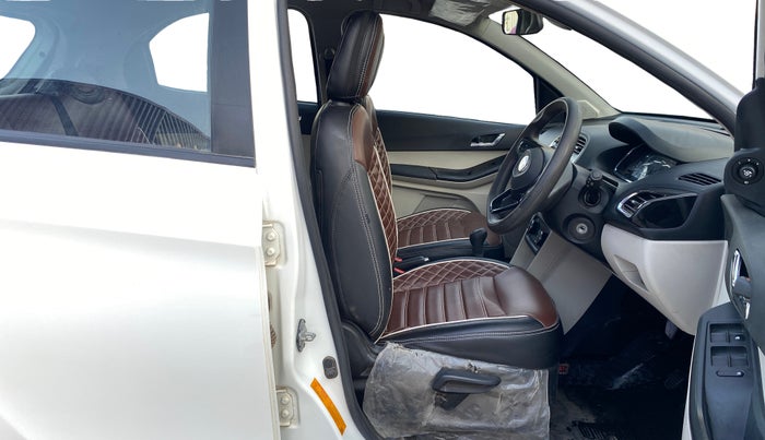 2024 Tata Tiago XZ PLUS CNG, CNG, Manual, 41,917 km, Right Side Front Door Cabin