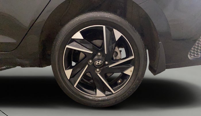 2021 Hyundai Verna SX (O) 1.0 TURBO DCT, Petrol, Automatic, 70,265 km, Left Rear Wheel