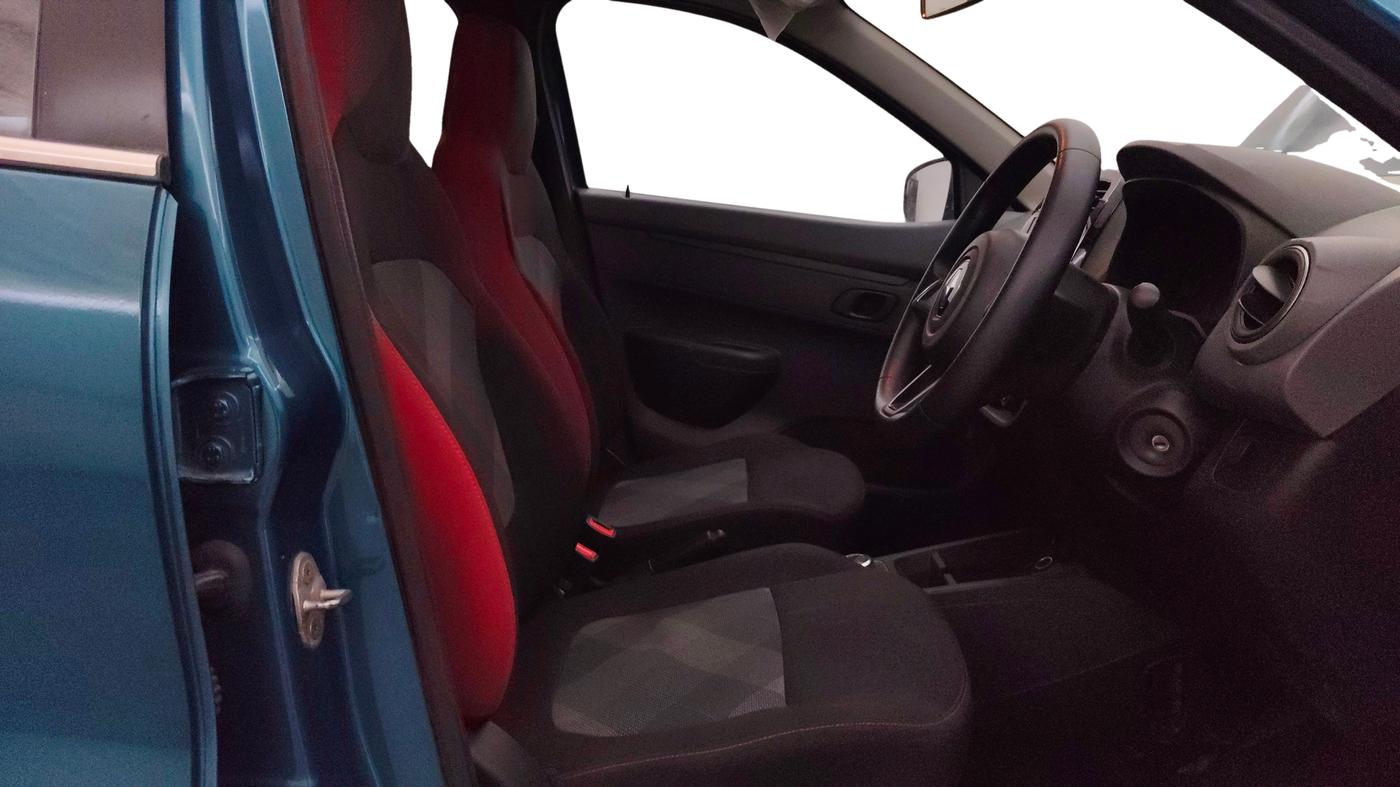2020 Renault Kwid RXT 1.0 AMT (O), Petrol, Automatic, 18,918 km, Right Side Front Door Cabin