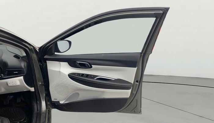 2023 Hyundai NEW I20 ASTA (O) 1.2 MT, Petrol, Manual, 7,718 km, RHS Front Door