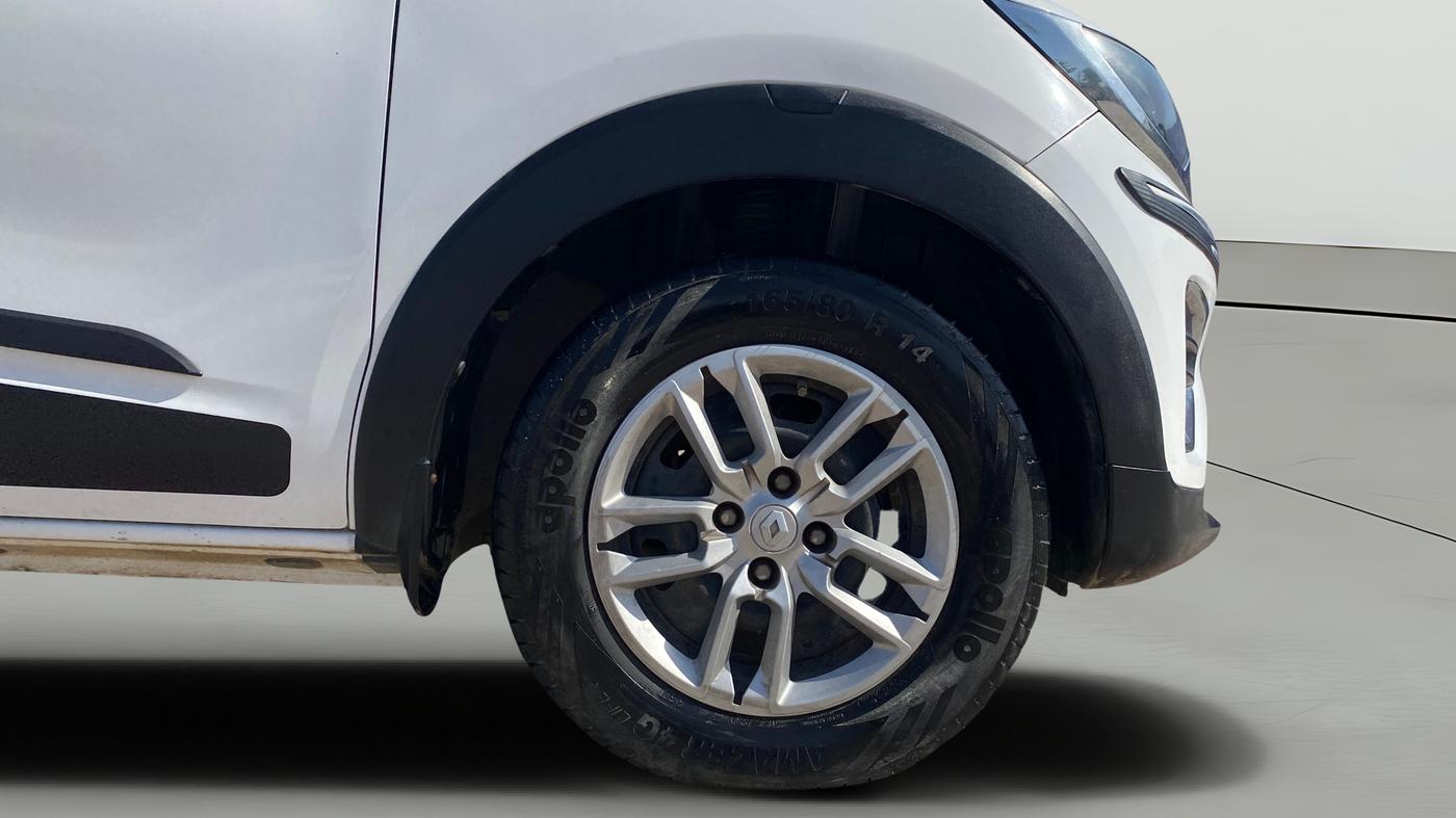 2022 Renault TRIBER RXT, Petrol, Manual, 89,906 km, Right Front Wheel