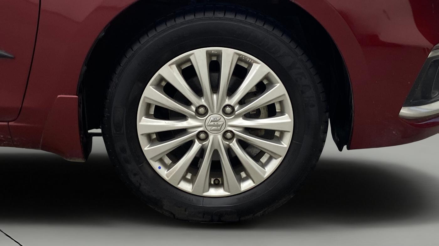 2024 Maruti Ciaz ZETA AT 1.5  SHVS PETROL, Petrol, Automatic, 8,236 km, Right Front Wheel