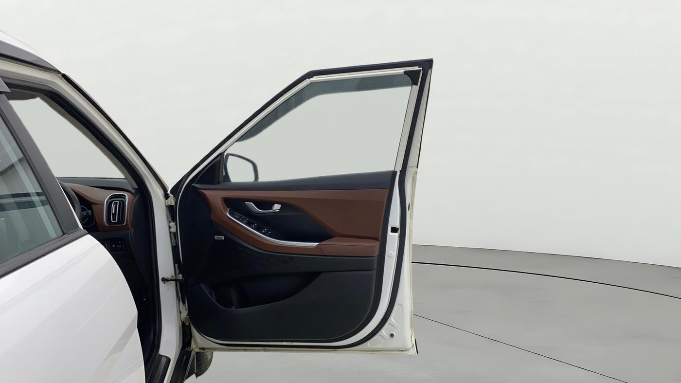 2022 Hyundai ALCAZAR PLATINUM(O) 7STR 1.5 AT, Diesel, Automatic, 55,324 km, RHS Front Door