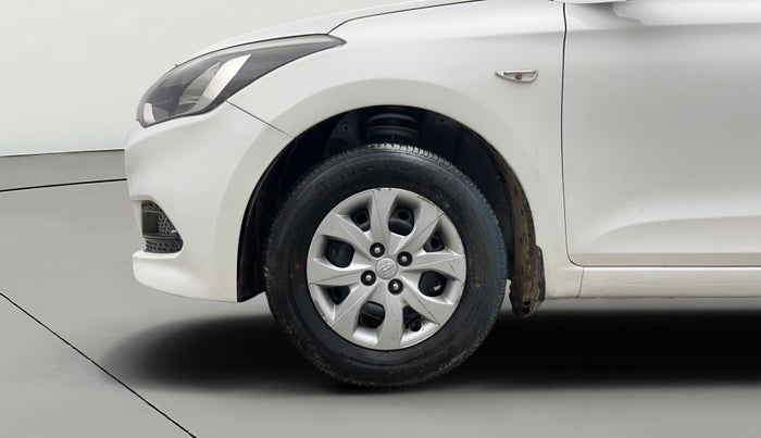 2017 Hyundai Elite i20 MAGNA EXECUTIVE 1.2, Petrol, Manual, 49,965 km, Left Front Wheel
