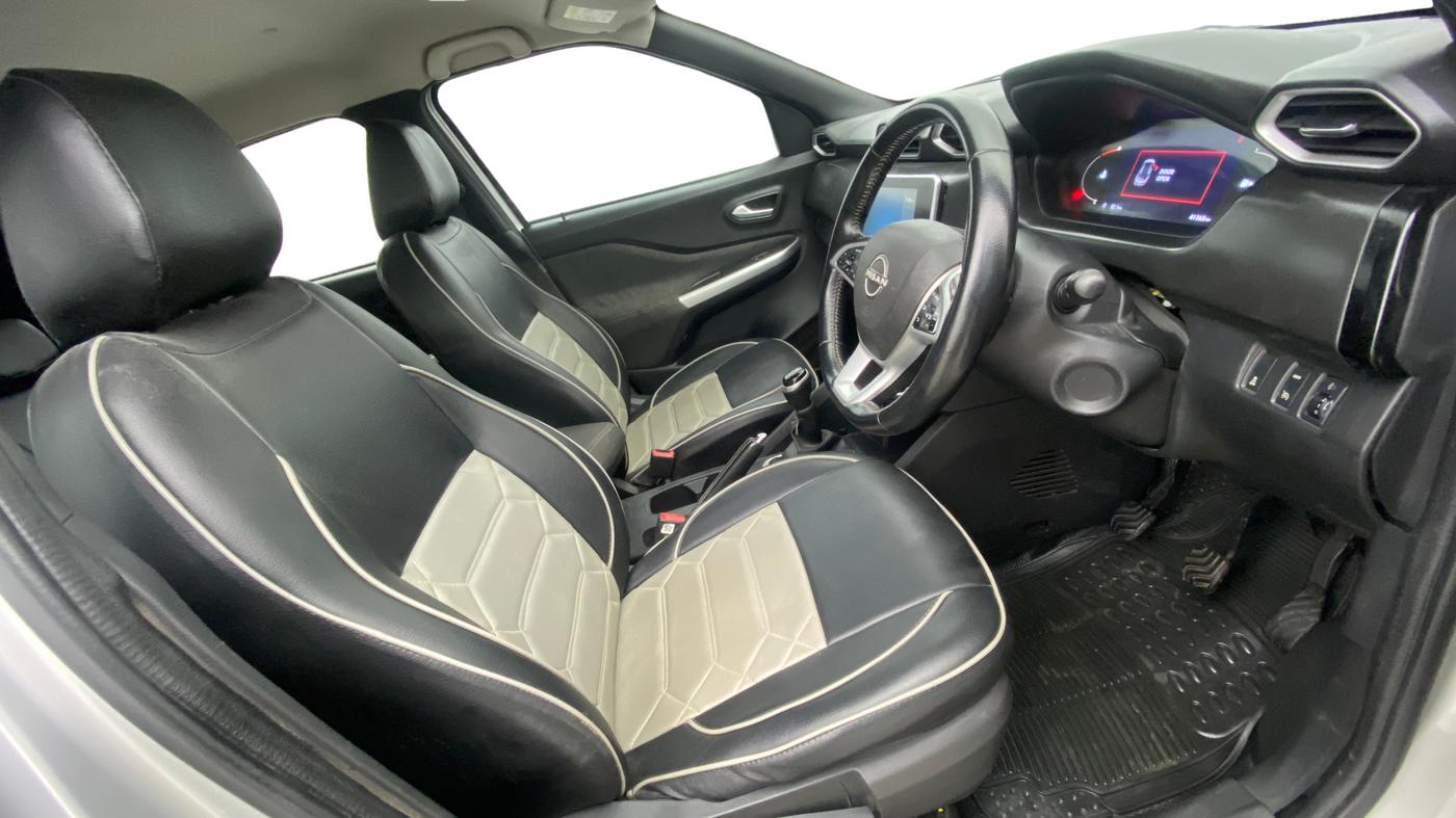2020 Nissan MAGNITE XV PREMIUM TURBO (O), Petrol, Manual, 41,361 km, Right Side Front Door Cabin