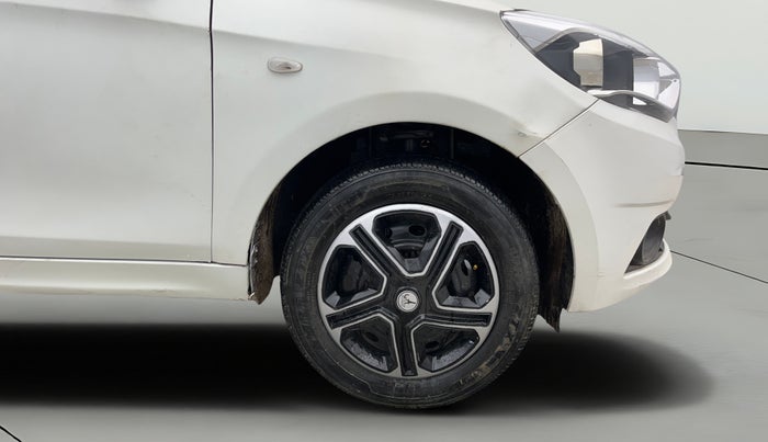 2017 Tata Tiago XT PETROL, Petrol, Manual, 69,285 km, Right Front Wheel