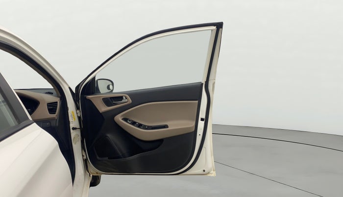 2015 Hyundai Elite i20 MAGNA 1.2, Petrol, Manual, 69,278 km, RHS Front Door