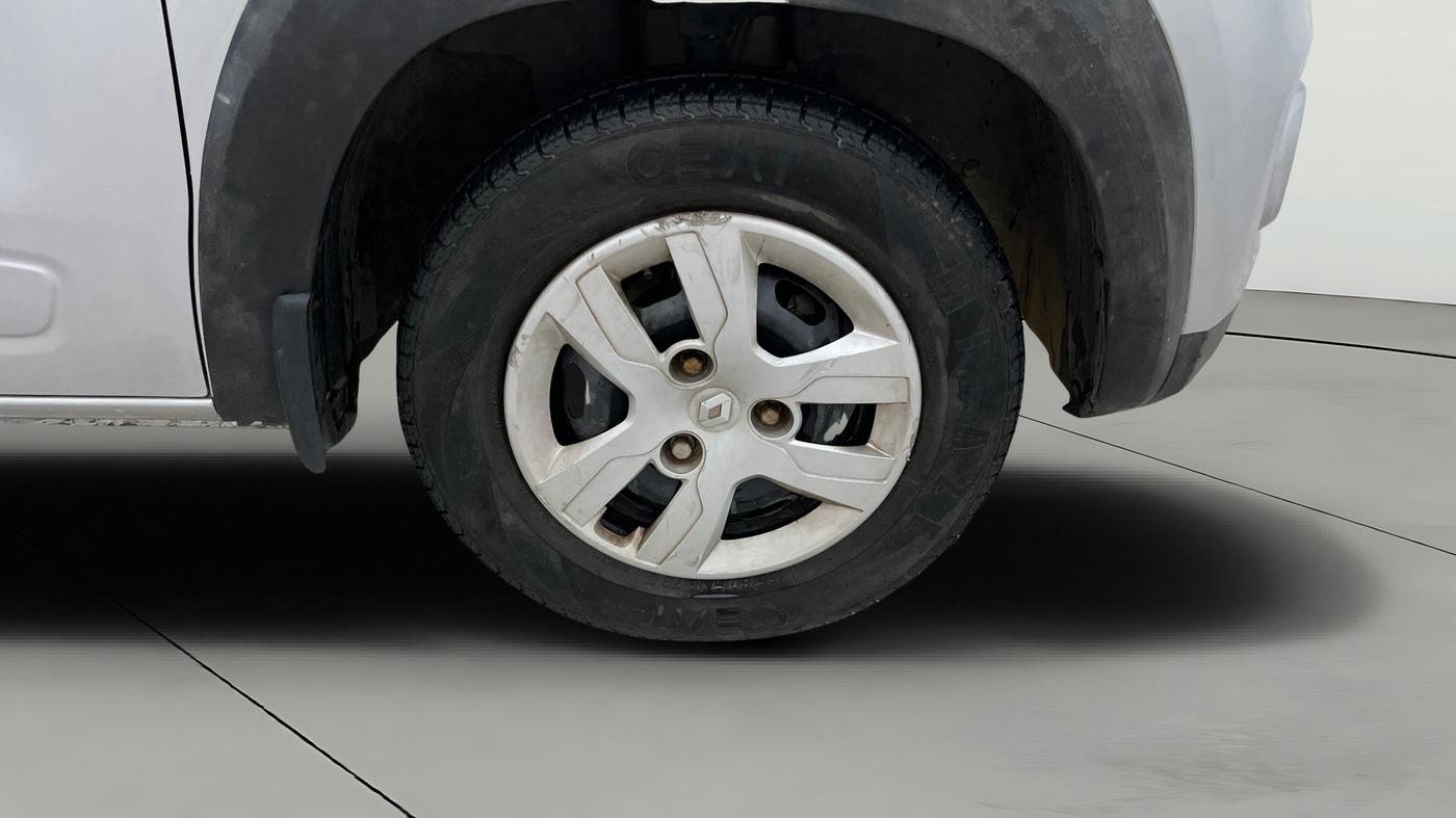 2018 Renault Kwid RXT 0.8 (O), Petrol, Manual, 55,230 km, Right Front Wheel