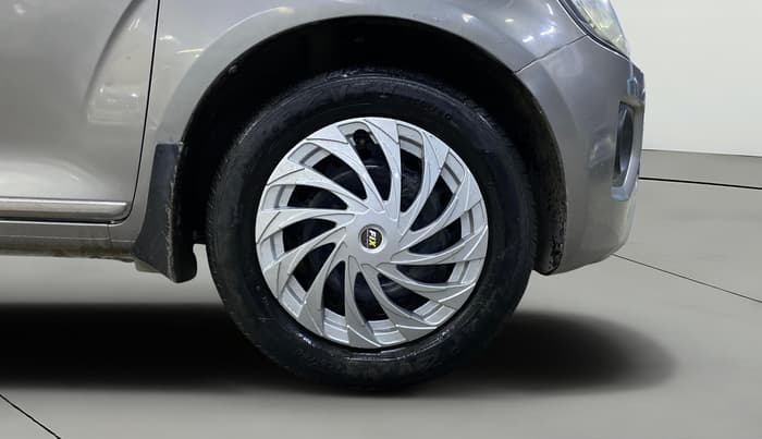 2022 Maruti IGNIS SIGMA 1.2, Petrol, Manual, 81,393 km, Right Front Wheel