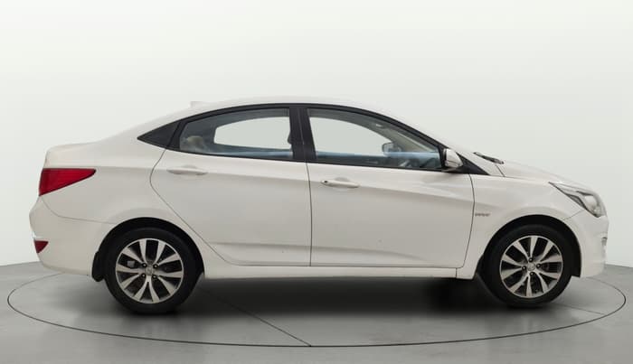 2017 Hyundai Verna 1.6 VTVT SX, Petrol, Manual, 82,518 km, Right Side View
