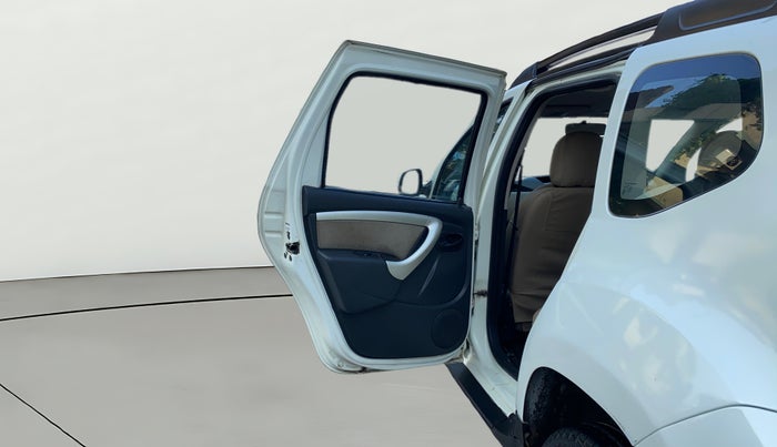 2014 Renault Duster 85 PS RXL DIESEL, Diesel, Manual, 66,797 km, LHS Rear Door