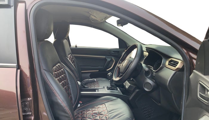 2022 Renault Kiger RXT MT, CNG, Manual, 43,687 km, Right Side Front Door Cabin