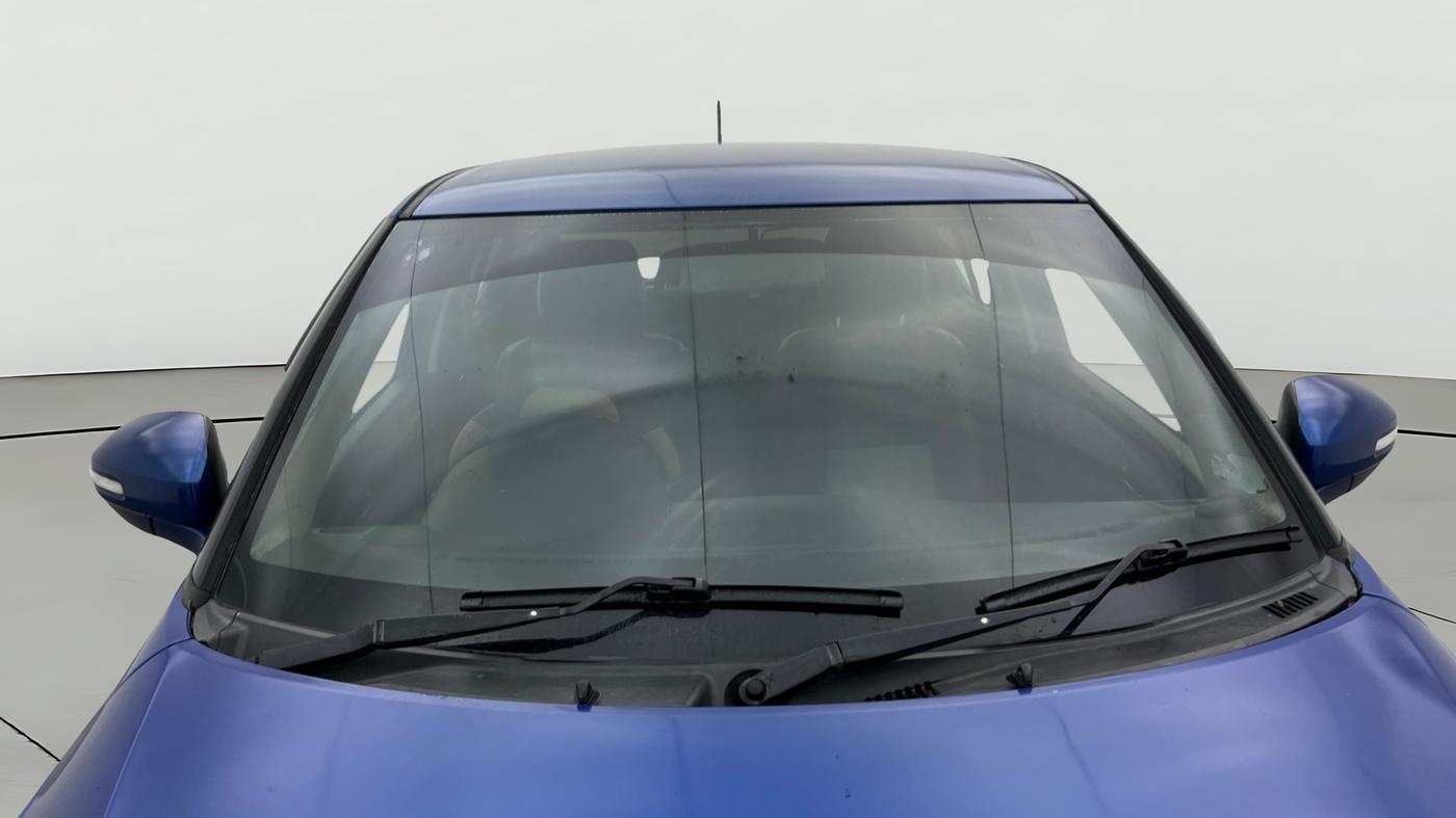 2013 Maruti Swift VXI, Petrol, Manual, 63,020 km, Front Windshield