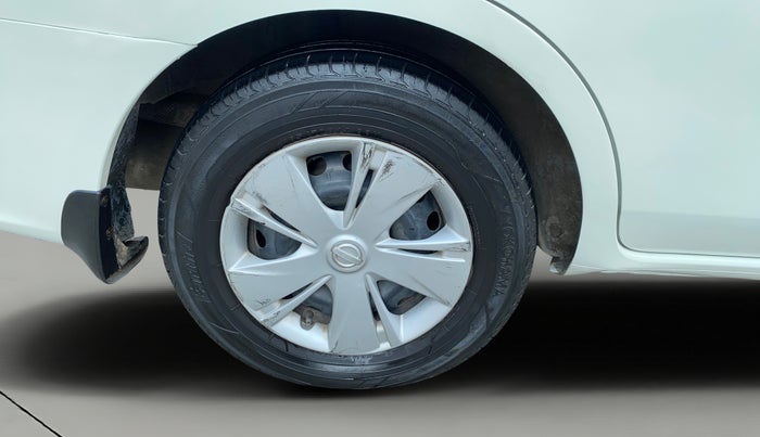 2016 Nissan Sunny XL, Petrol, Manual, 1,28,818 km, Right Rear Wheel