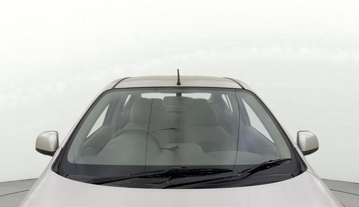 2014 Renault Scala RXL PETROL AT, Petrol, Automatic, 95,056 km, Front Windshield