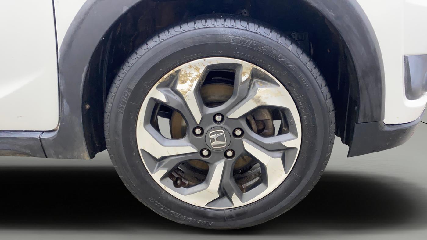 2016 Honda BR-V 1.5L I-VTEC V, Petrol, Manual, 90,307 km, Right Front Wheel