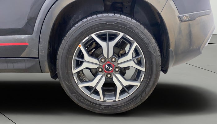 2019 KIA SELTOS GTX PLUS AT 1.5 DIESEL, Diesel, Automatic, 84,476 km, Left Rear Wheel