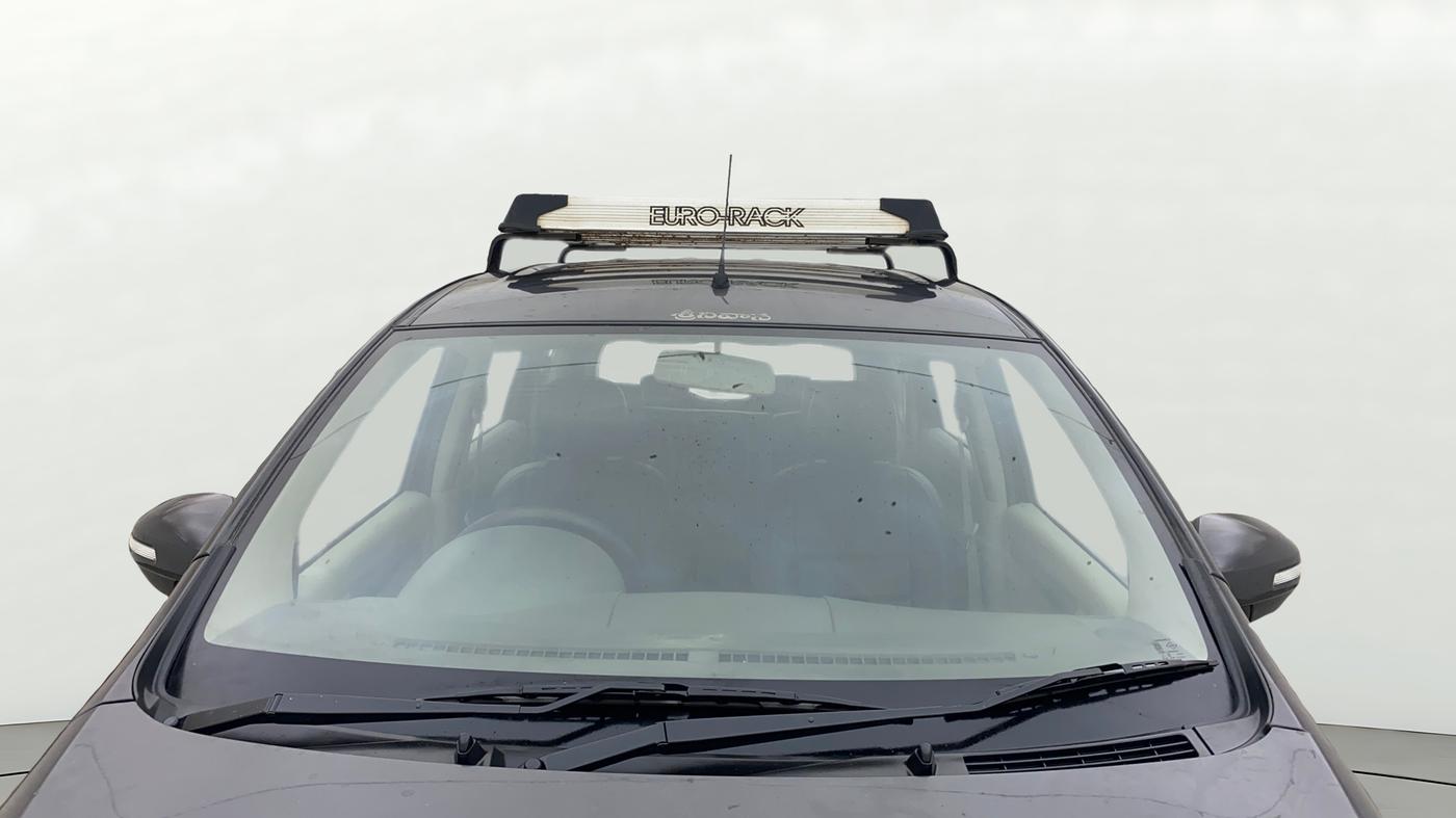 2018 Maruti Ertiga VXI, Petrol, Manual, 76,184 km, Front Windshield