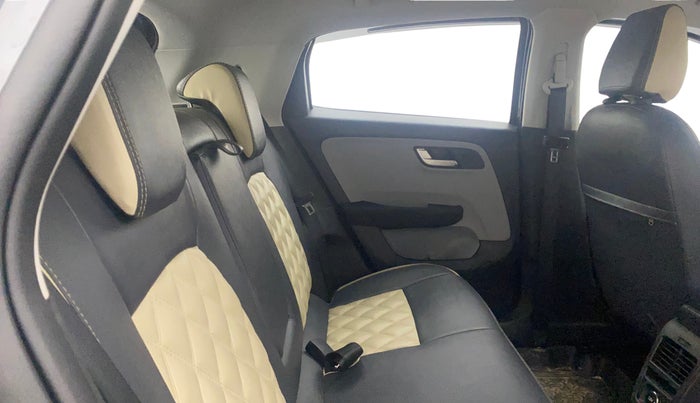 2020 Tata ALTROZ XZ PETROL, Petrol, Manual, 22,214 km, Right Side Rear Door Cabin