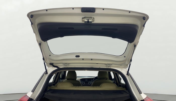 2015 Hyundai Elite i20 SPORTZ 1.2 (O), Petrol, Manual, 26,207 km, Boot Door Open