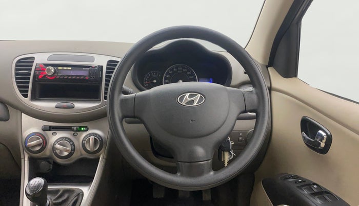2013 Hyundai i10 MAGNA 1.2, Petrol, Manual, 48,696 km, Steering Wheel Close Up