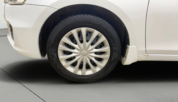 2017 Maruti Ciaz DELTA DIESEL 1.3, Diesel, Manual, 65,617 km, Left Front Wheel