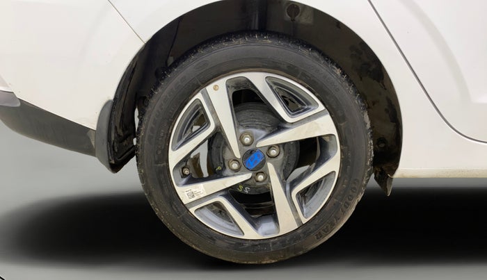 2024 Hyundai AURA SX 1.2 (O), Petrol, Manual, 9,239 km, Right Rear Wheel