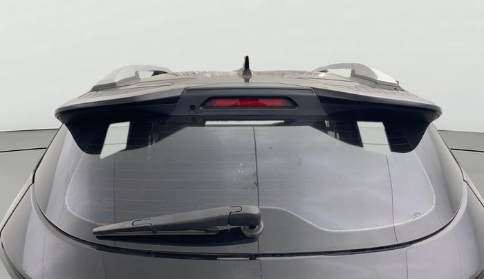 2023 Renault Kiger RXZ TURBO CVT, Petrol, Automatic, 30,767 km, Rear Windshield