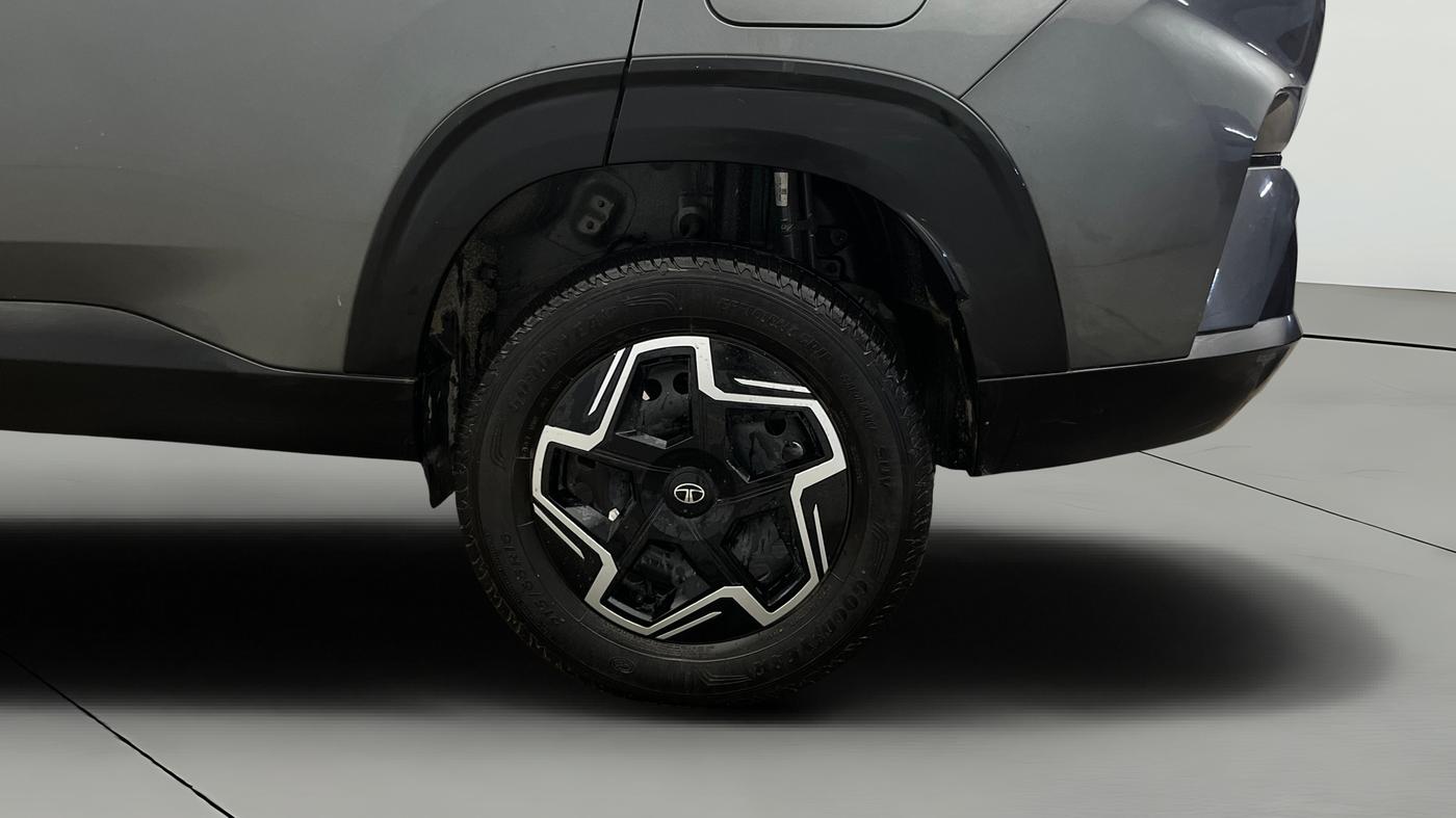 2025 Tata Curvv Pure Plus 1.2 Petrol 6MT, Petrol, Manual, 663 km, Left Rear Wheel