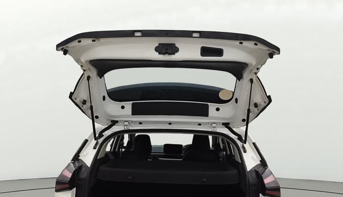 2023 Tata NEXON CREATIVE + SUNROOF 1.2 PETROL, Petrol, Manual, 13,404 km, Boot Door Open